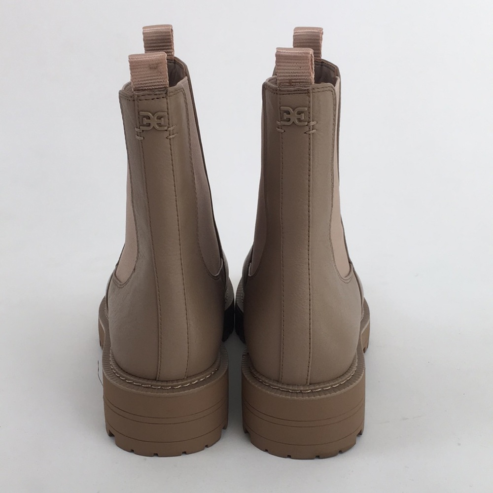 Monochrome Waterproof Boots - Picture 6 of 7